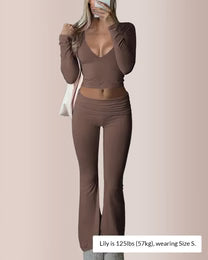 Curvvvy™ Slim-Fit V-Neck Crop Top & Pants Set